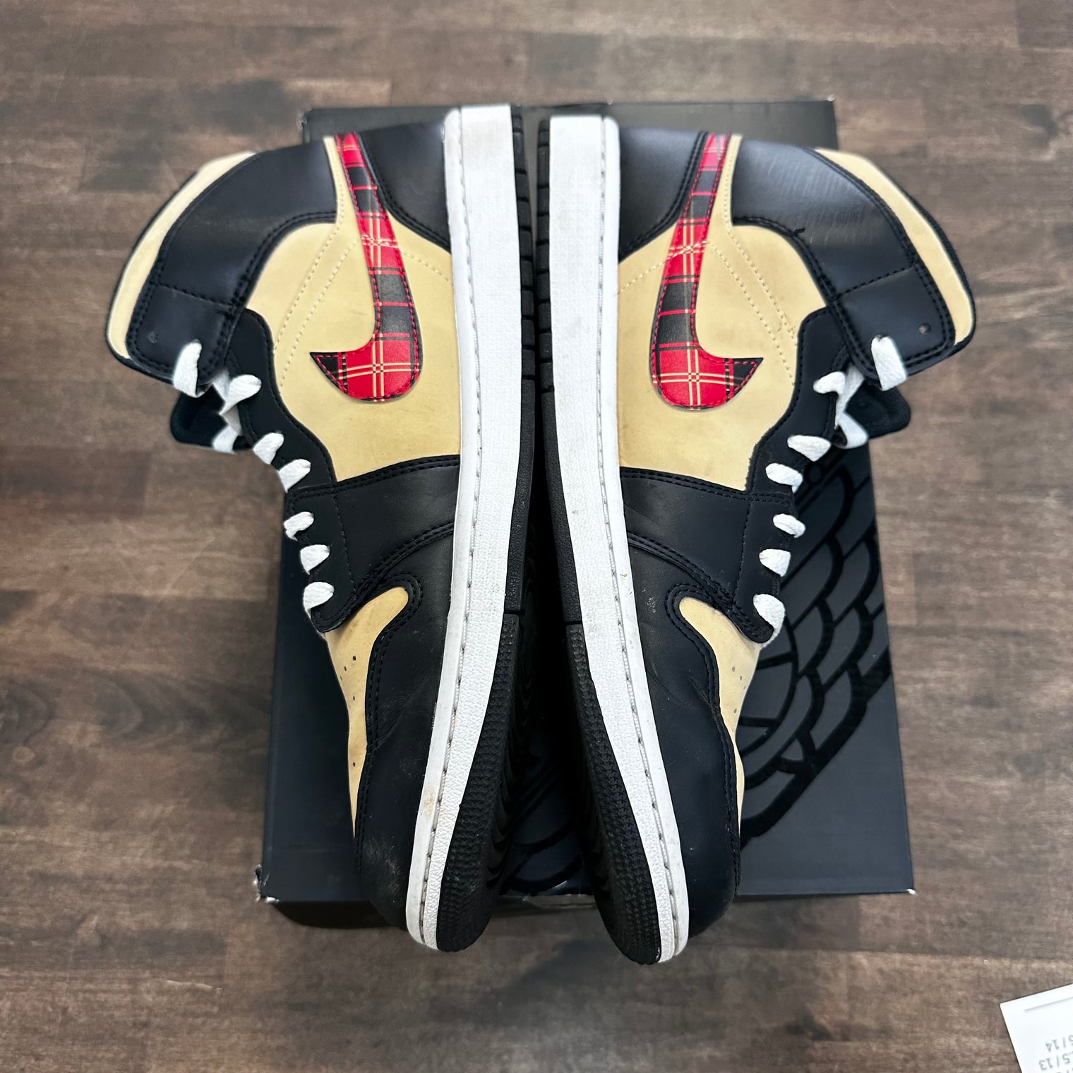Tartan Swoosh Jordan 1 Mid (USED)