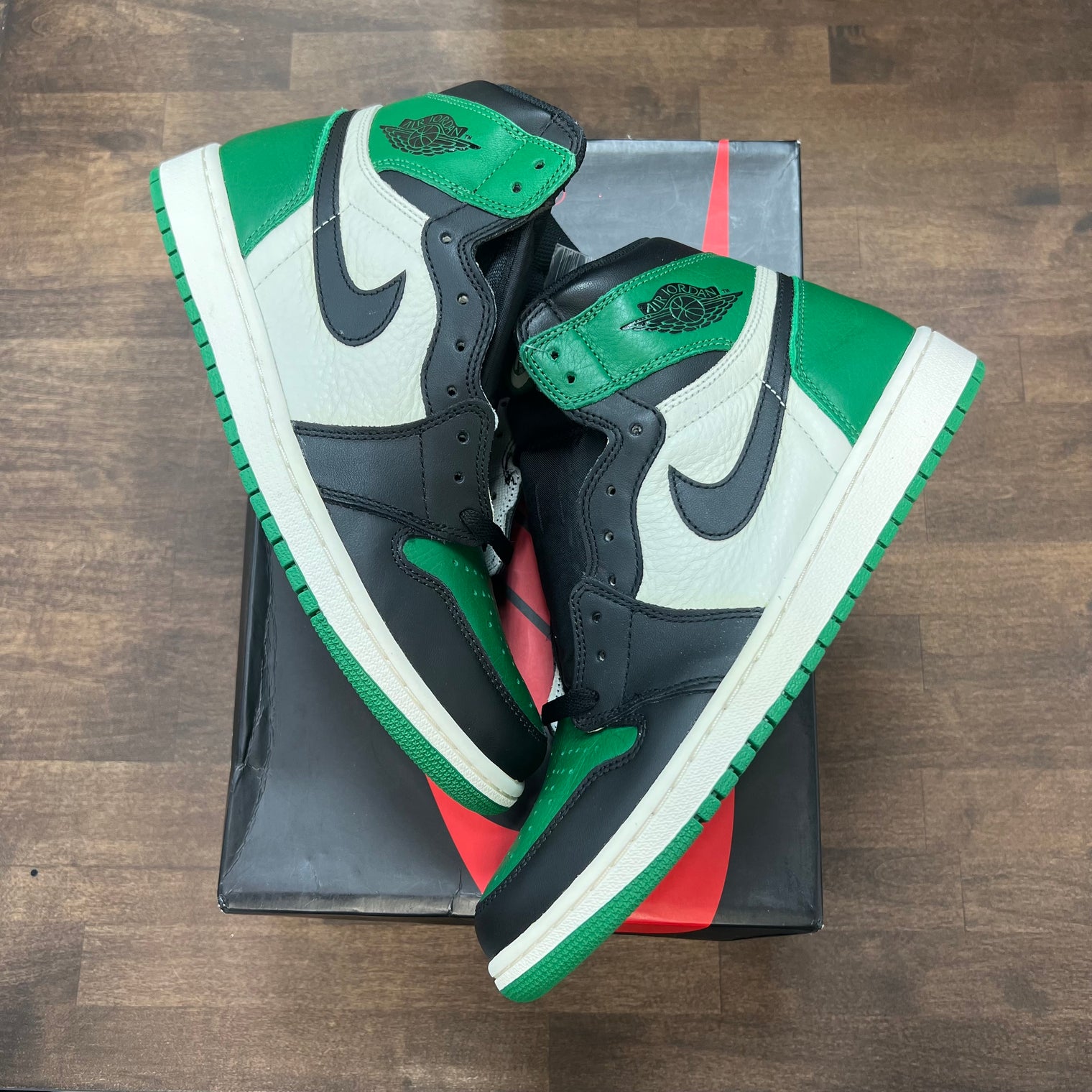 Pine Green Jordan 1 High (USED)