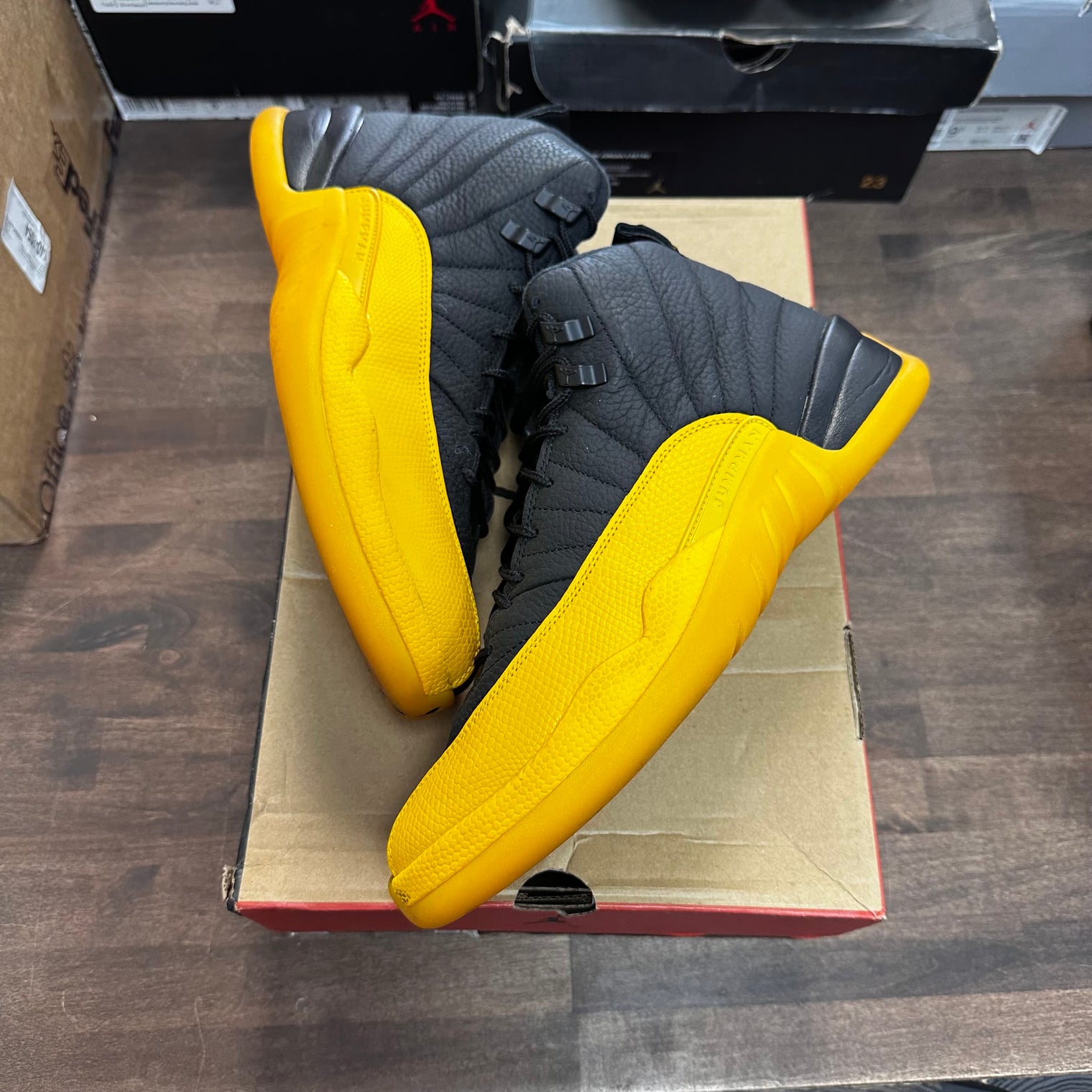 University Gold Jordan 12 (USED)