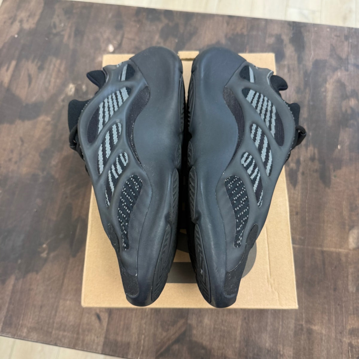 adidas Yeezy 700 V3 Dark Glow - Image 3