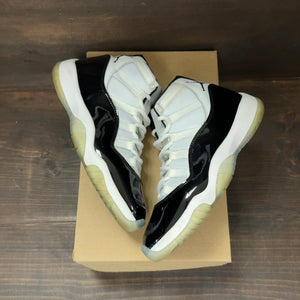 Jordan 11 Retro Concord (2018) Size 8 (Pre-Owned) - Image 2