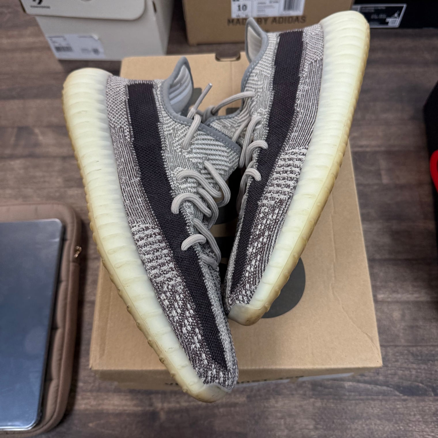 Zyon Yeezy 350 (USED)