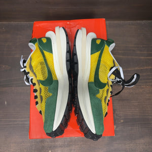 Nike Vaporwaffle sacai Tour Yellow Stadium Green - Image 4