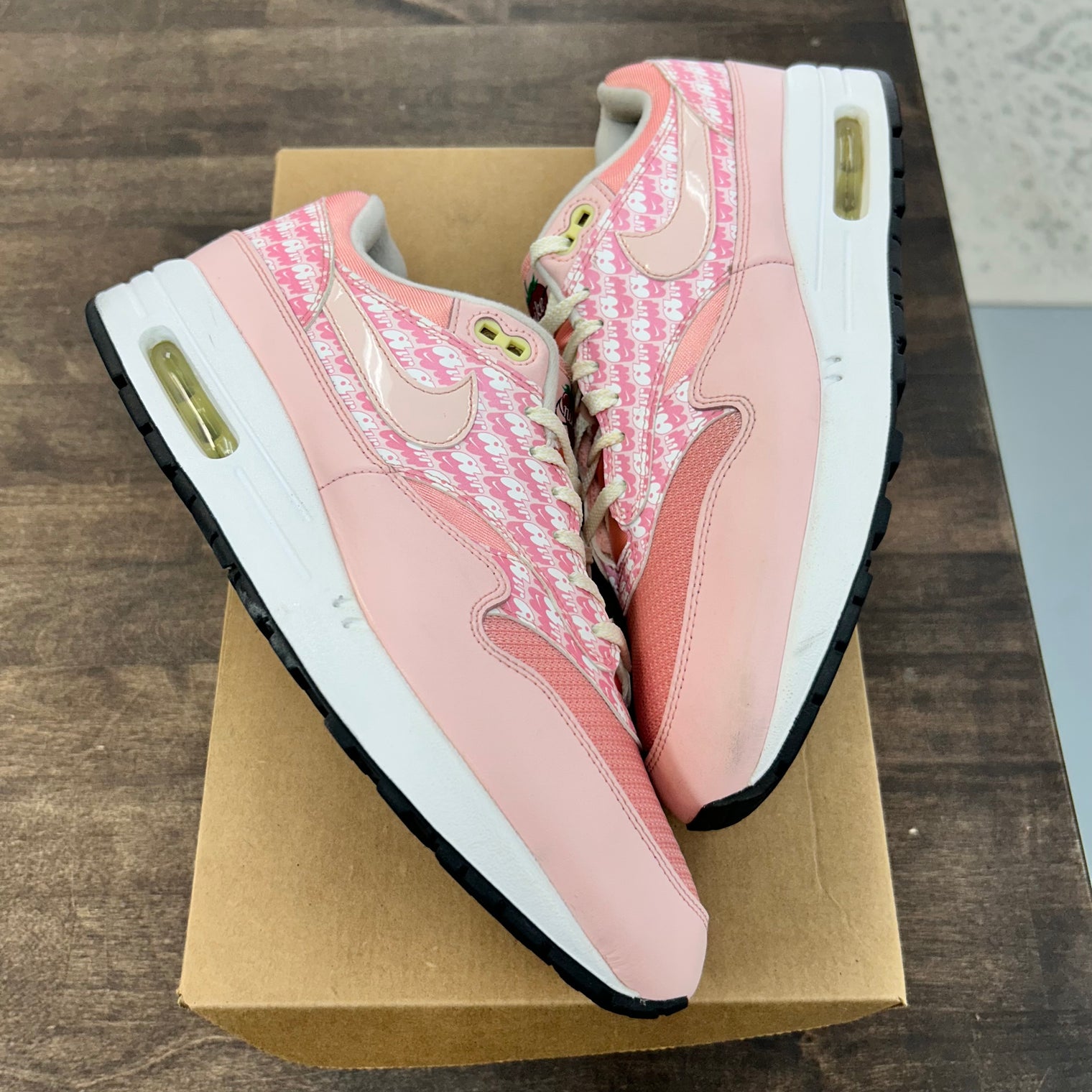 Strawberry Lemonade Air Max 1 (USED)