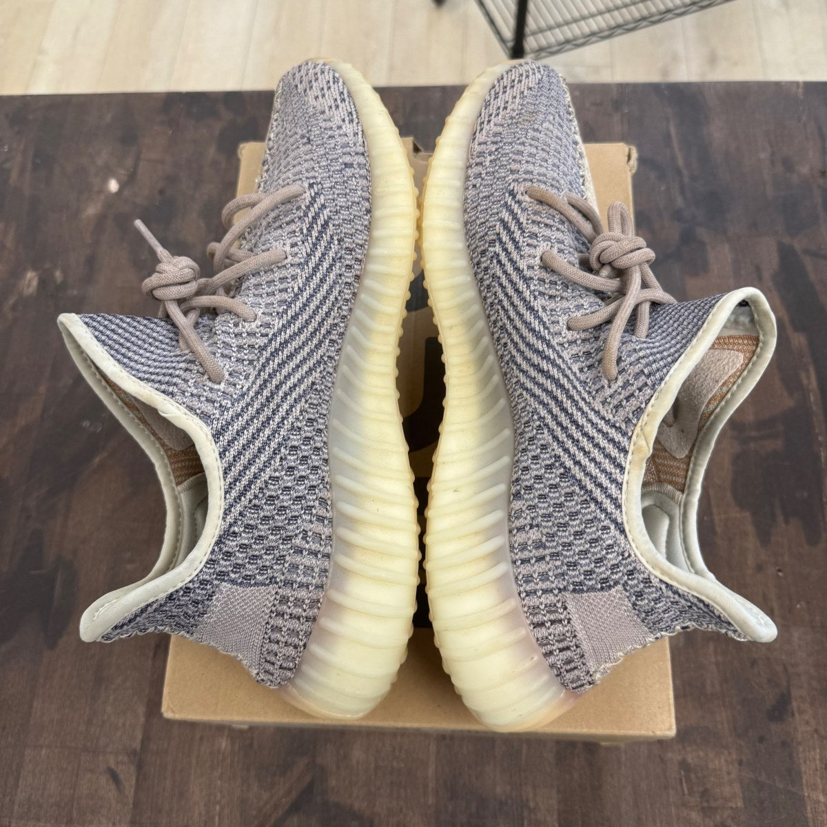 adidas Yeezy Boost 350 V2 Ash Pearl - Image 4