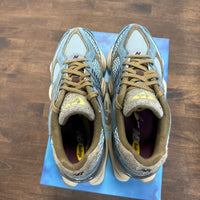 New Balance 9060 Bodega Age of Discovery (USED)