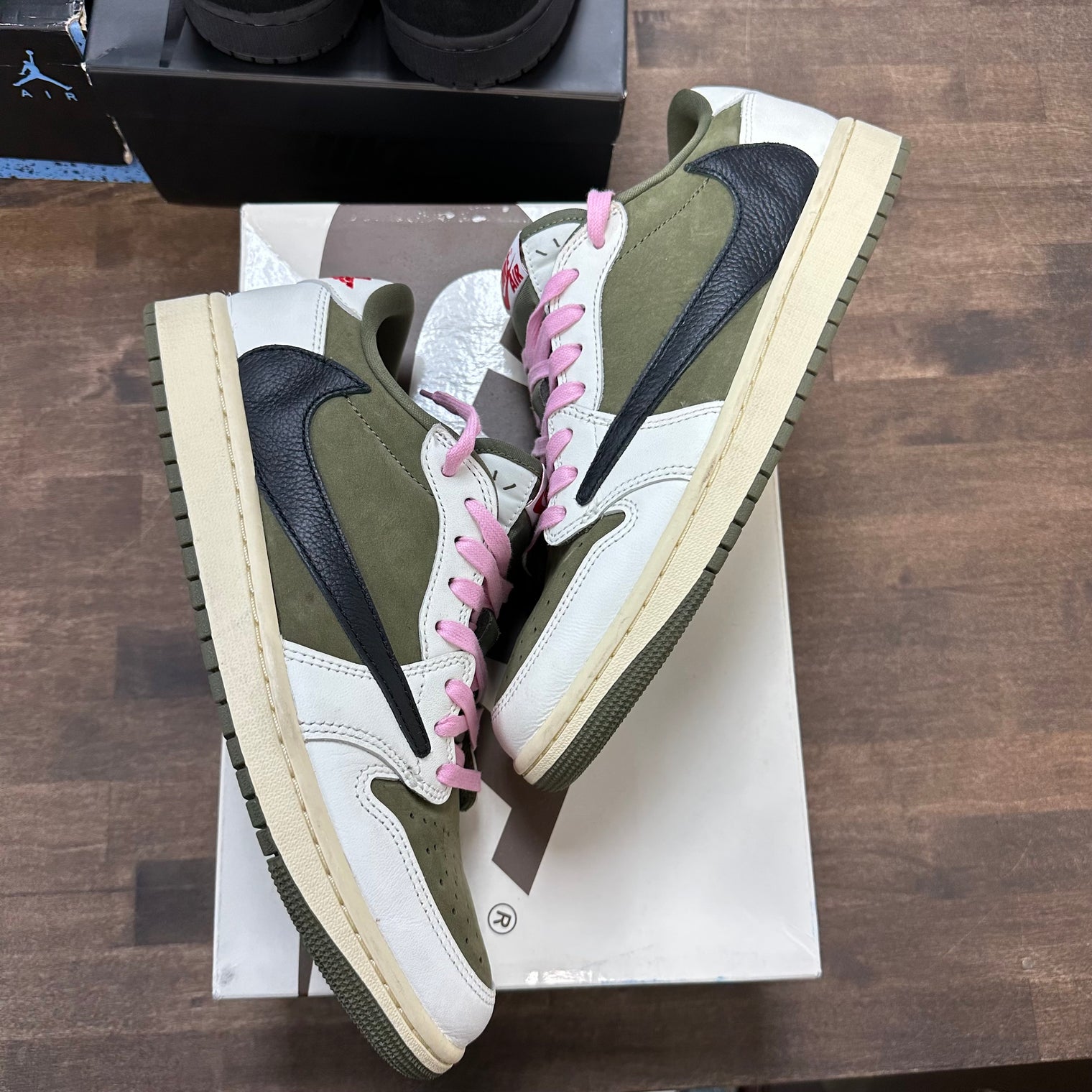 Travis Scott Medium Olive Jordan 1 Low OG SP (USED)