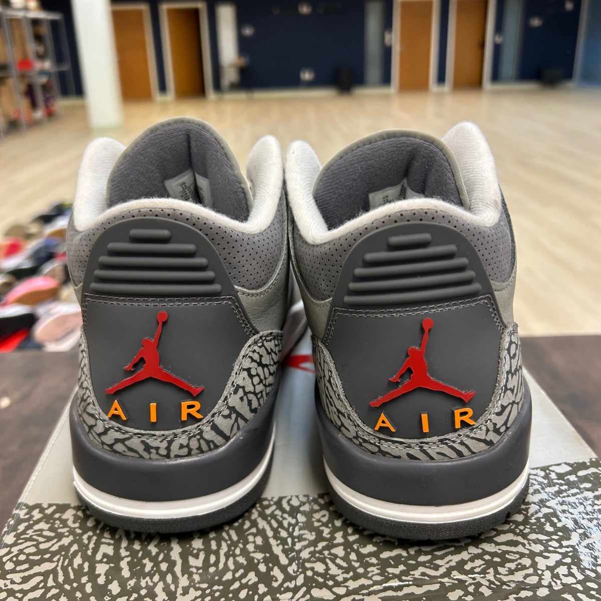 Jordan 3 Retro Cool Grey (2021) - Image 4
