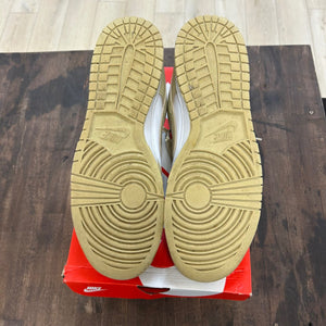 Nike Dunk Low Team Gold - Image 5