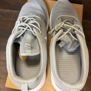 Nike Roshe Run Wolf Grey Size 12 (Pre-Owned) - Image 4