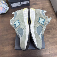 New Balance 2002R Protection Pack Mirage Grey (US 9.5) (USED)