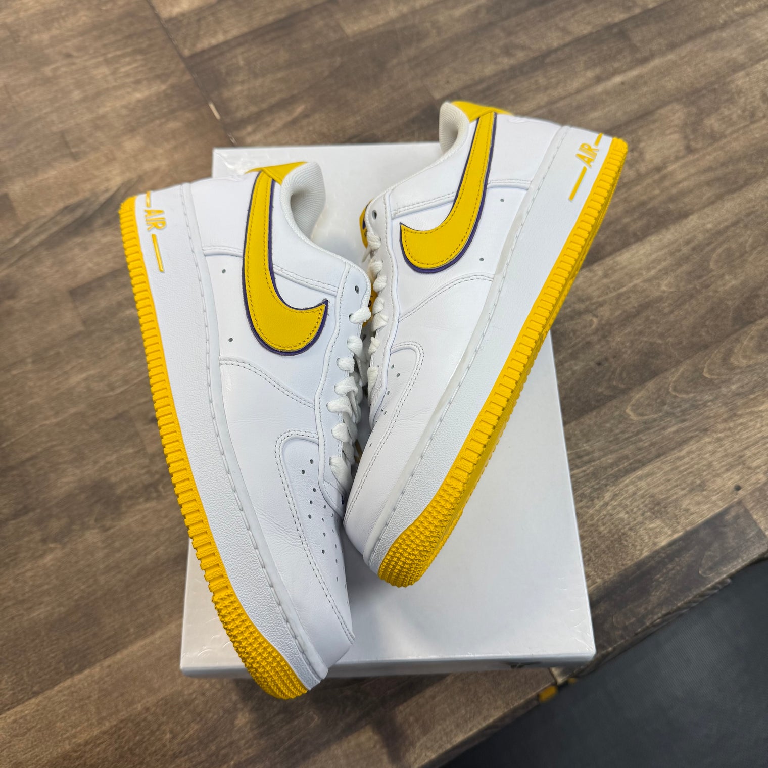 Kobe Bryant Lakers Home Nike Air Force 1 Low Retro QS (USED)