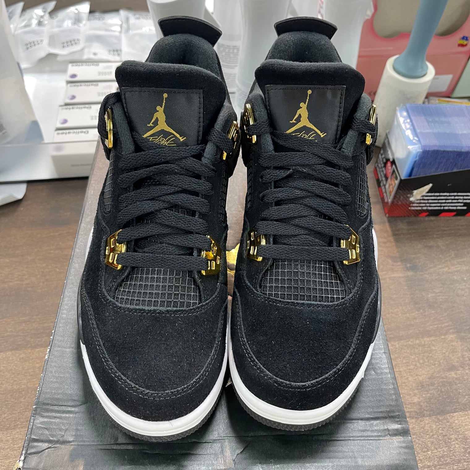 (GS) Royalty Jordan 4 (USED)