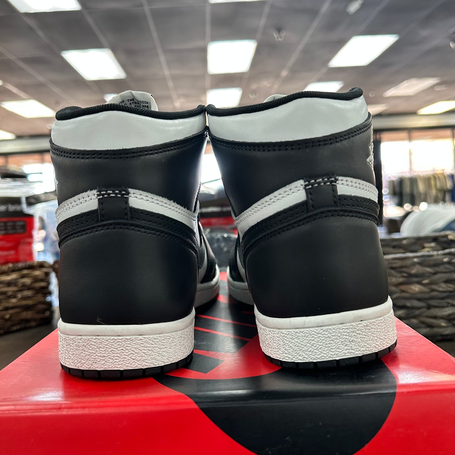 Black White Jordan 1 High 85 (USED)