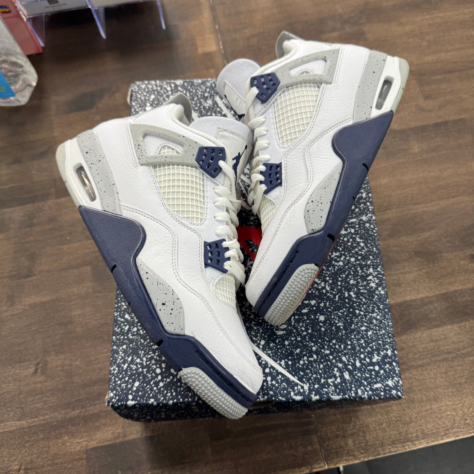 Midnight Navy Jordan 4 Retro (USED)