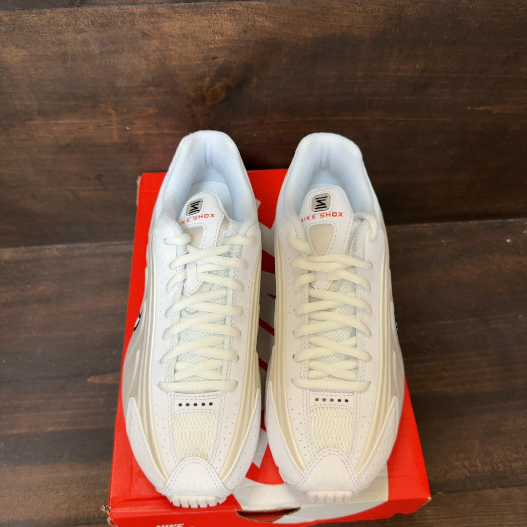 Nike Shox R4 White Phantom Picante Red (GS) - Image 3