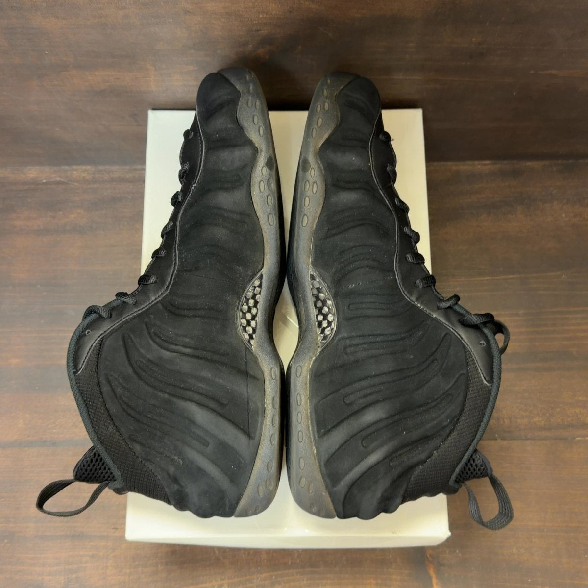 Nike Air Foamposite One Black Suede Size 13 (Pre-Owned) - Image 5