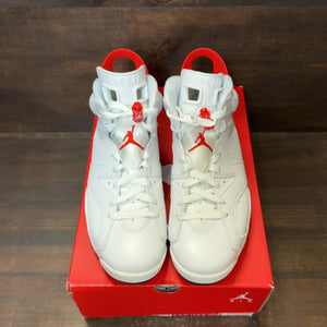 Jordan 6 Retro Red Oreo Size 7 (Pre-Owned) - Image 3
