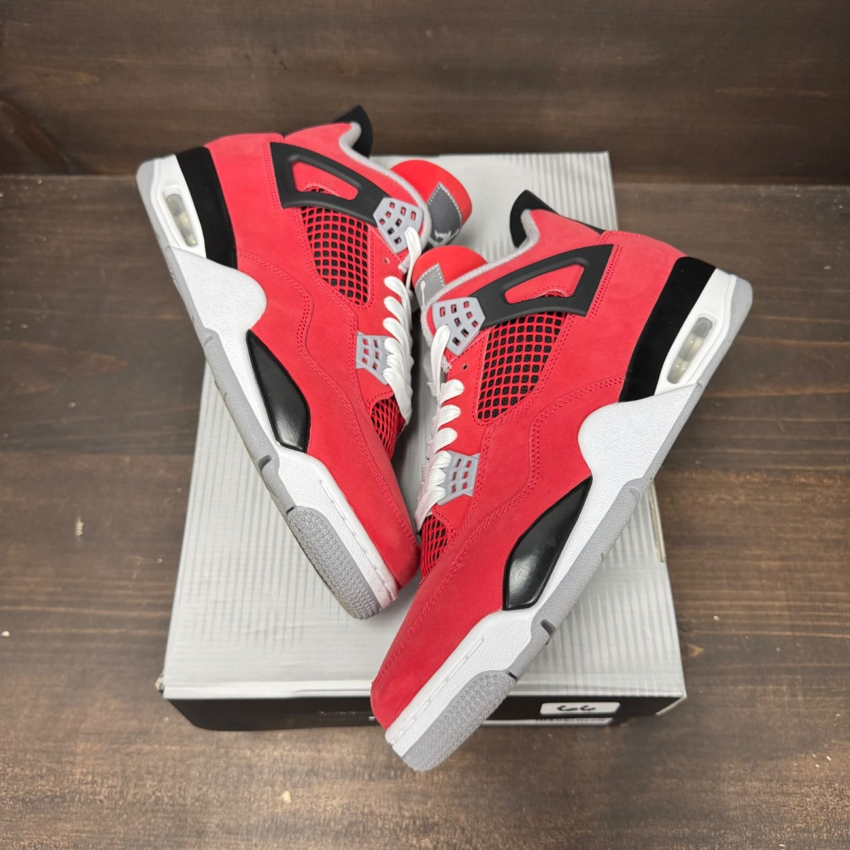 Jordan 4 Retro Toro Bravo (2026) - Image 2