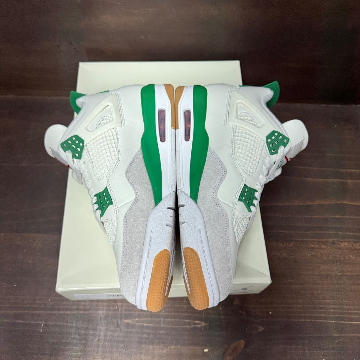 Jordan 4 Retro SB Pine Green - Image 4
