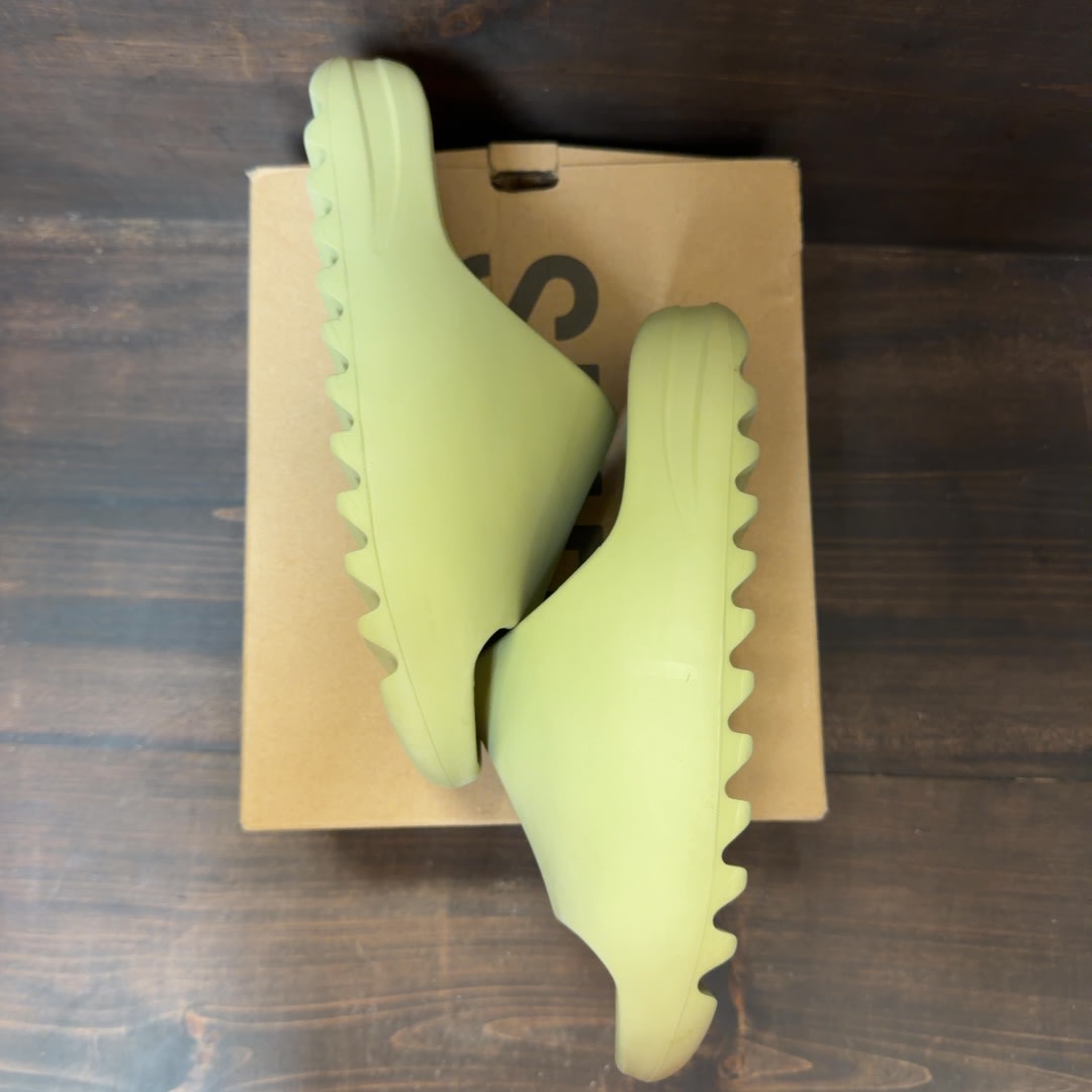 adidas Yeezy Slide Resin Size 7 (Pre-Owned)
