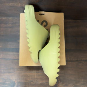 adidas Yeezy Slide Resin Size 7 (Pre-Owned)