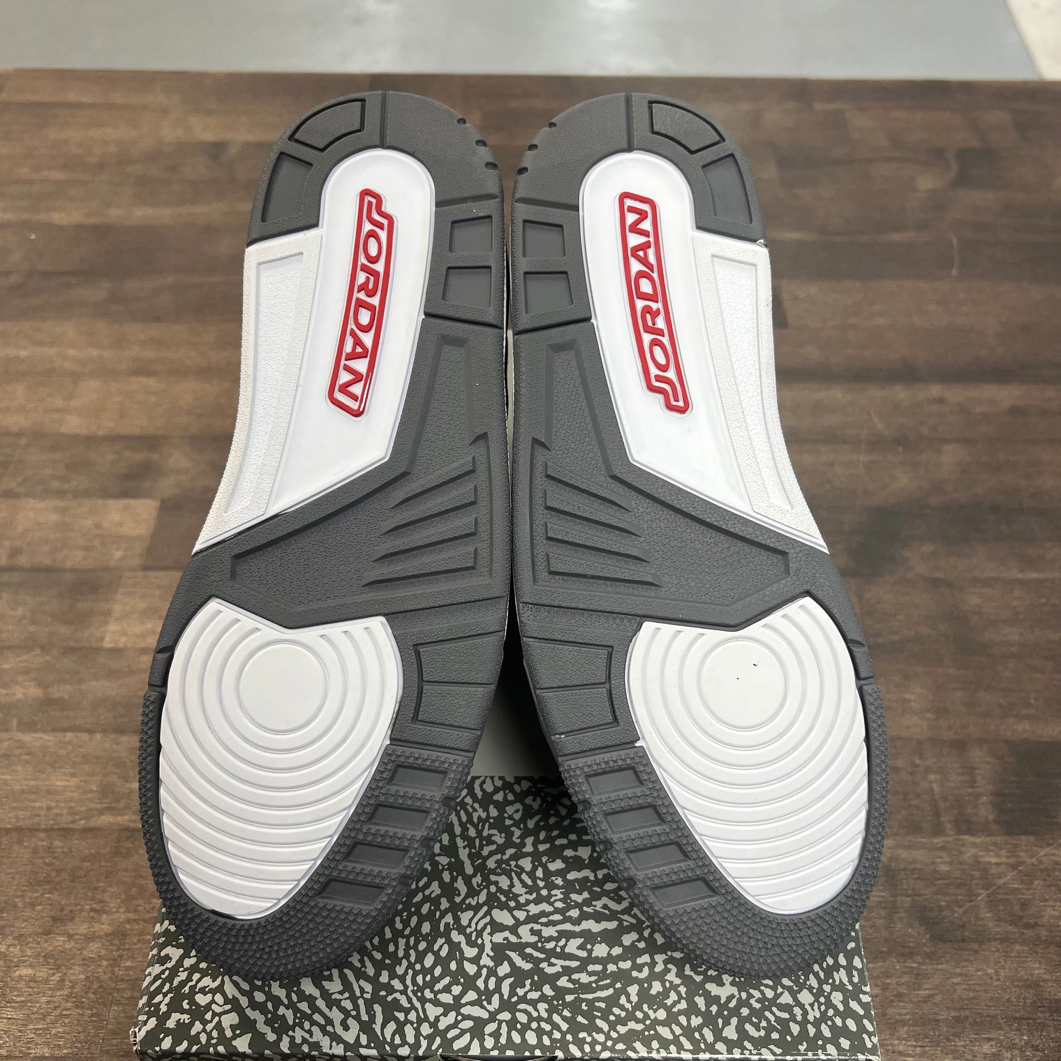 Cool Grey Jordan 3 (Lightly Worn)
