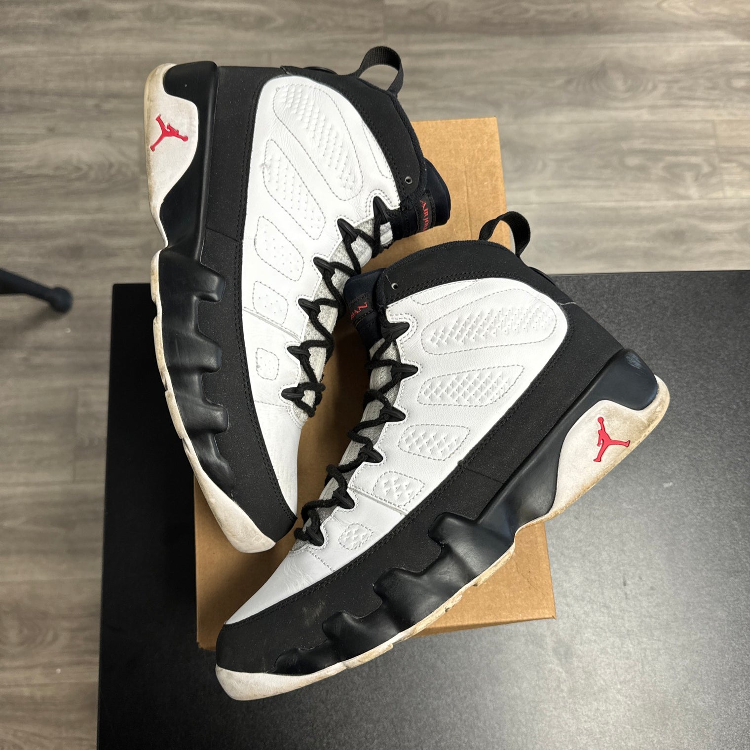 Space Jam OG Jordan 9 (USED, No Box)
