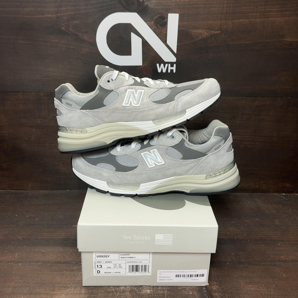 New Balance 992 MiUSA Grey Silver Metallic Size 13 (Pre-Owned) - front