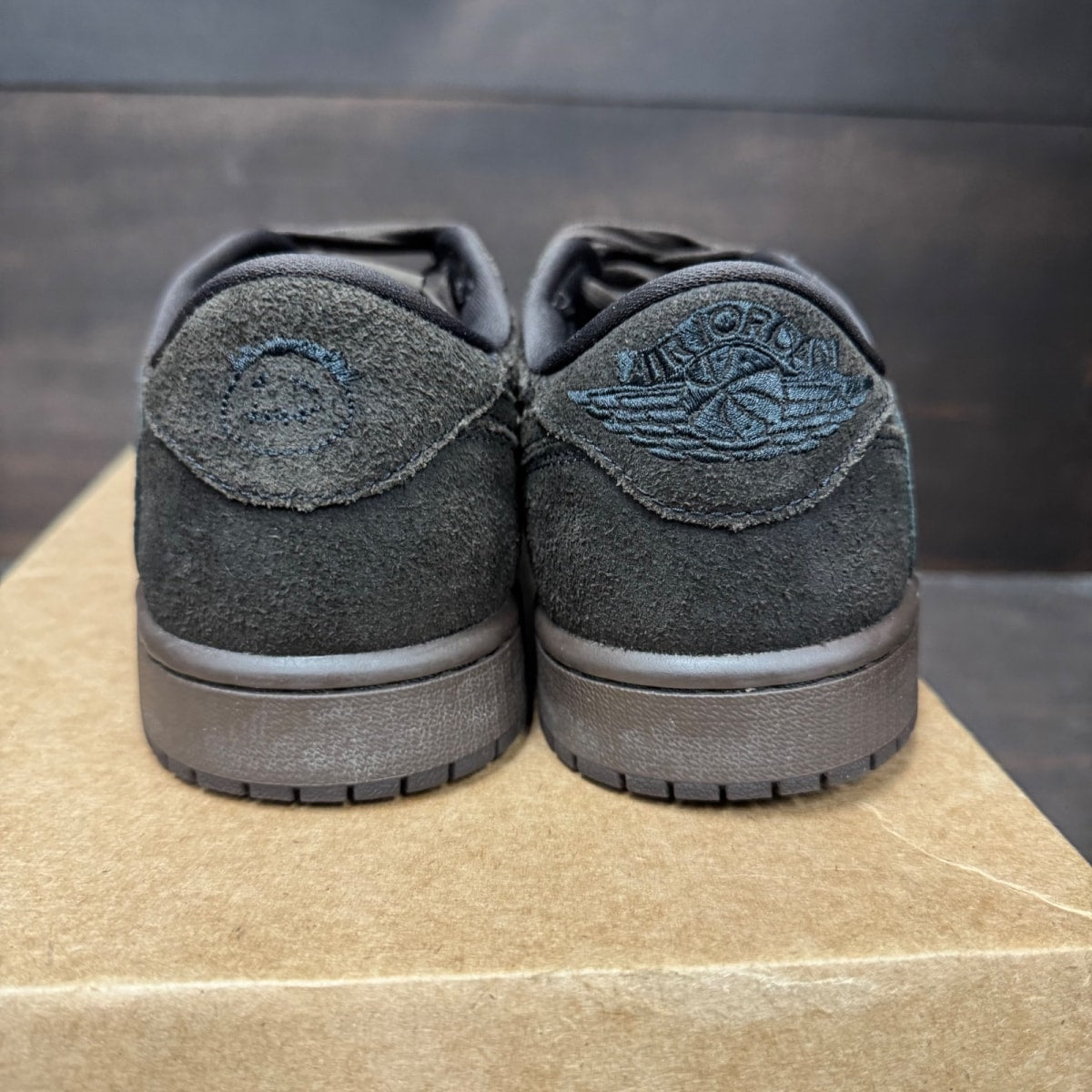 Jordan 1 Retro Low OG SP Travis Scott Velvet Brown Size 8.5 (Pre-Owned) - Image 6