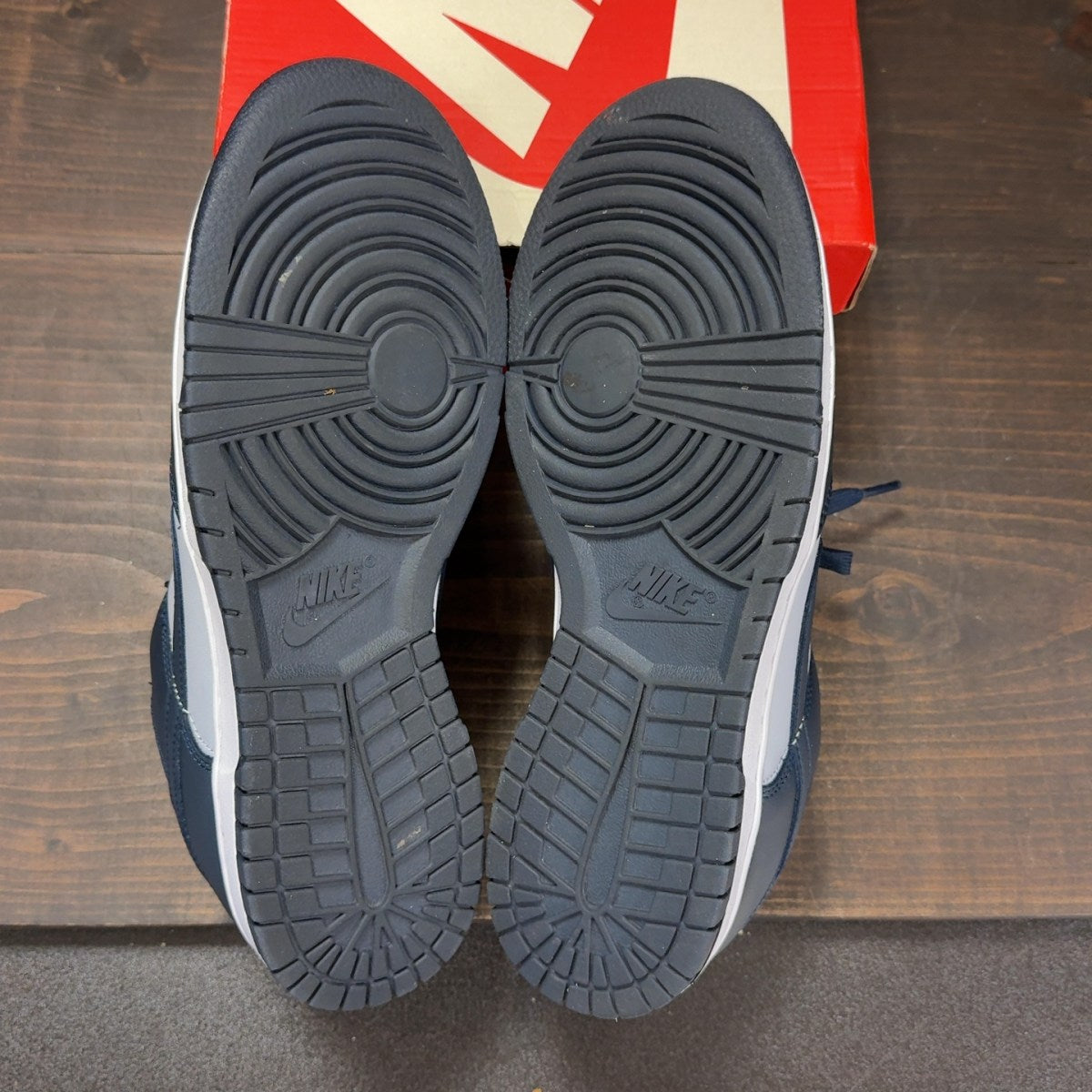 Nike Dunk Low Georgetown - Image 8