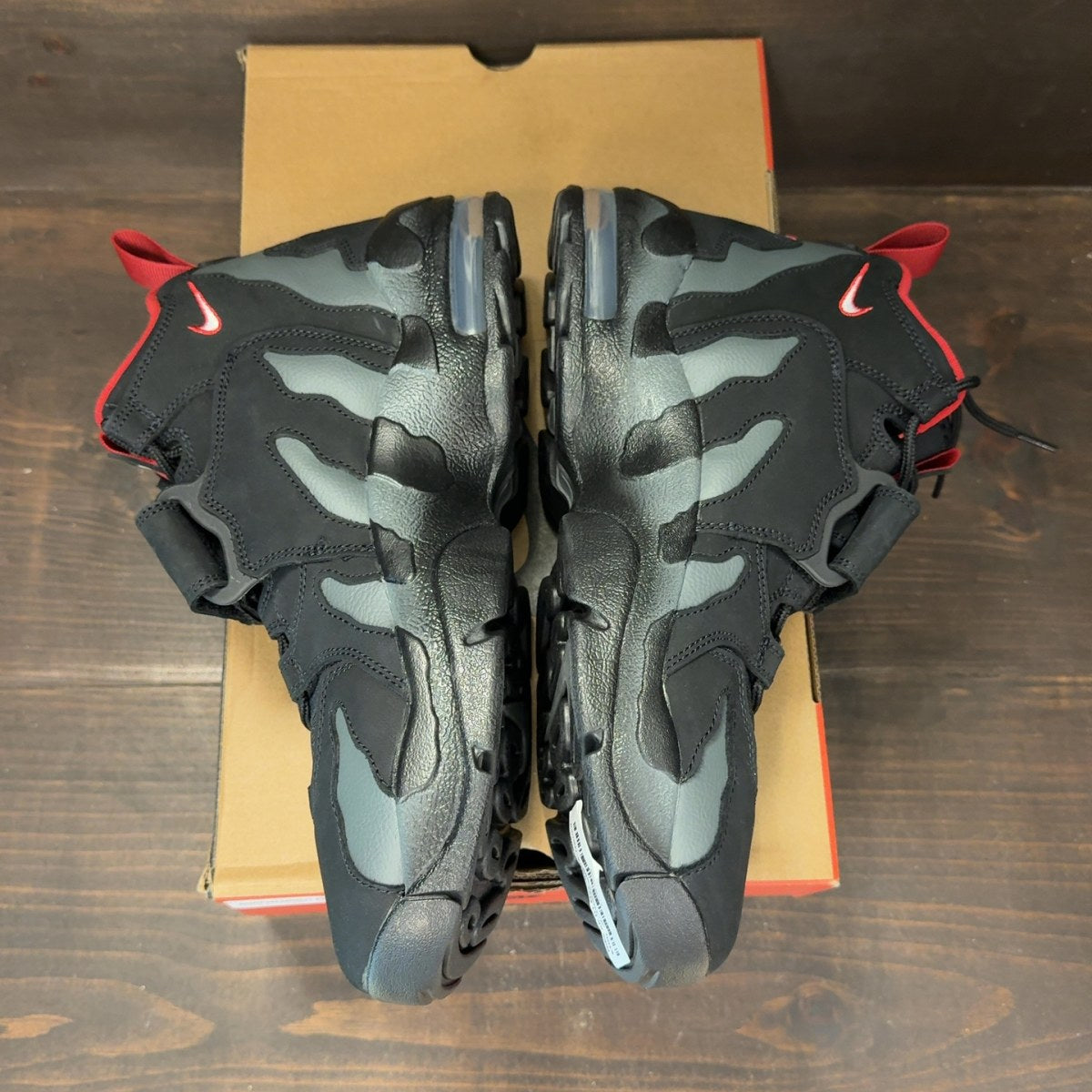 Nike Air DT Max '96 Falcons - Image 4