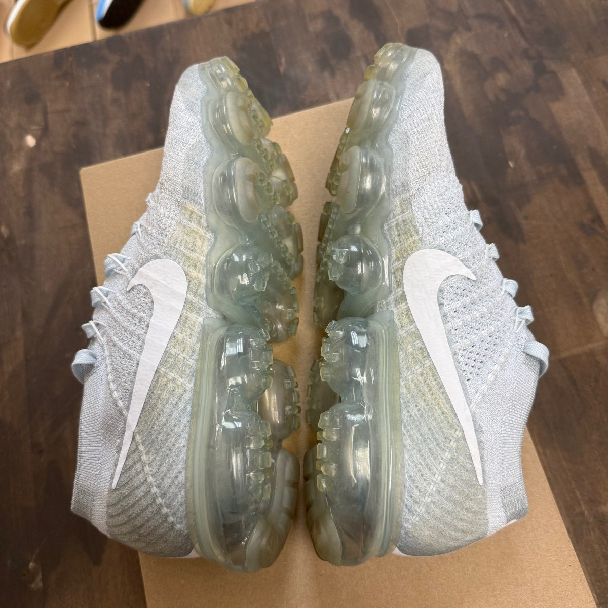 Nike Air VaporMax Pure Platinum (Women's) Size 10W (Pre-Owned) - Image 4