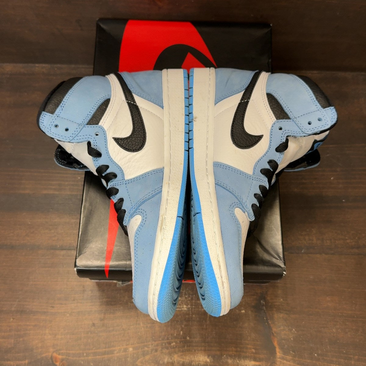 Jordan 1 Retro High OG University Blue - Image 4