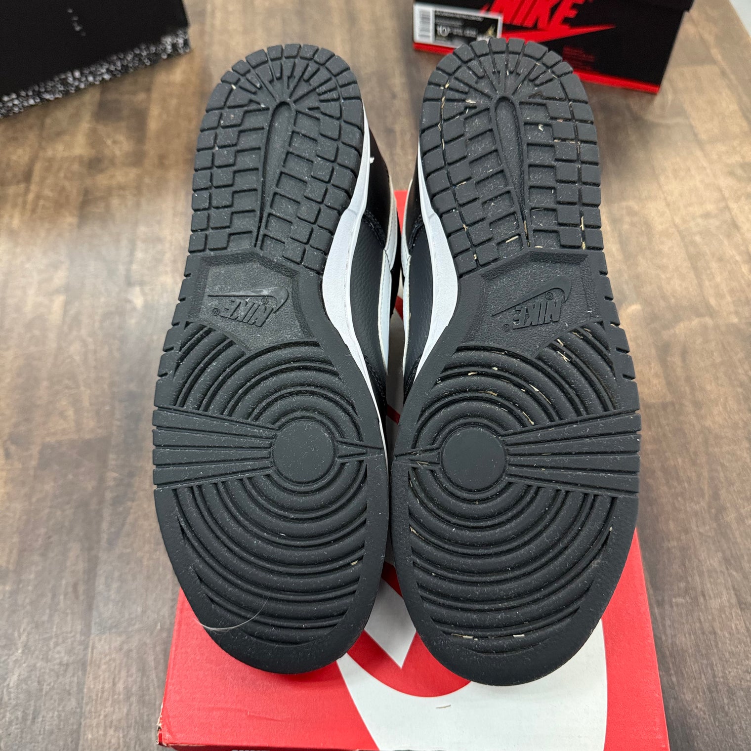 Black White Nike Dunk Low (USED)
