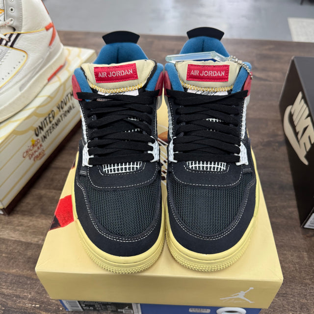 Union LA Off Noir Jordan 4 (USED)