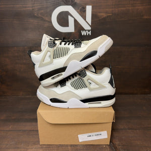 Jordan 4 Retro Military Black Size 5 (Pre-Owned) - Image 1