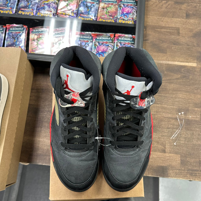 Satin Bred Jordan 5 Retro (USED, No Box)
