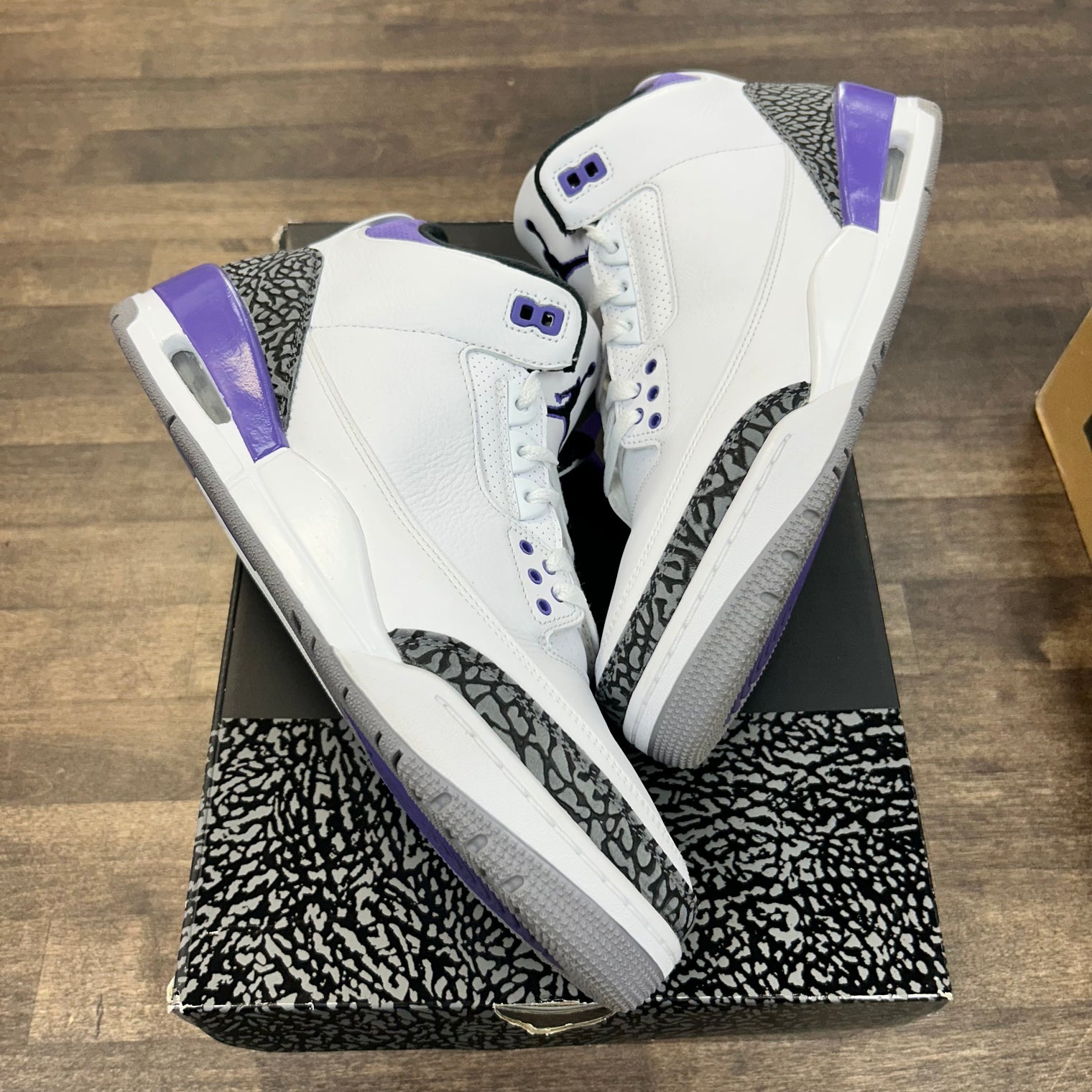 Dark Iris Jordan 3 (USED)