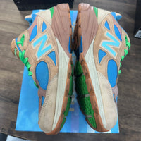 MiUSA Joe Freshgoods Outside Clothes New Balance 990v3 (USED)