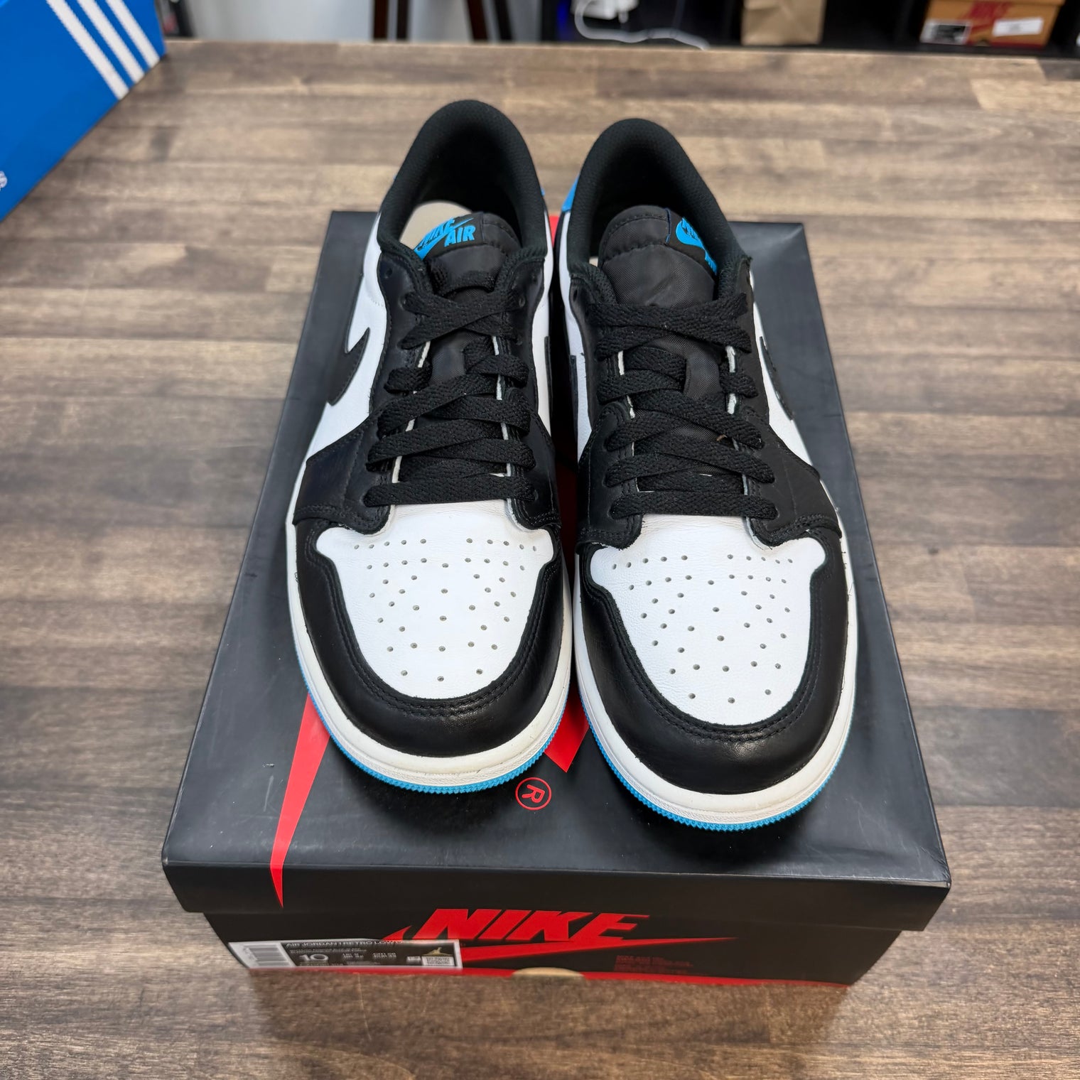 Powder Blue Jordan 1 Retro Low OG (USED)