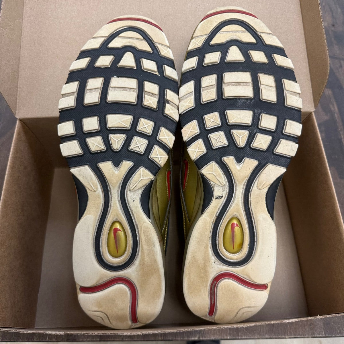 Nike Air Max 97 Black Metallic Gold Size 13 (Pre-Owned) - Image 3