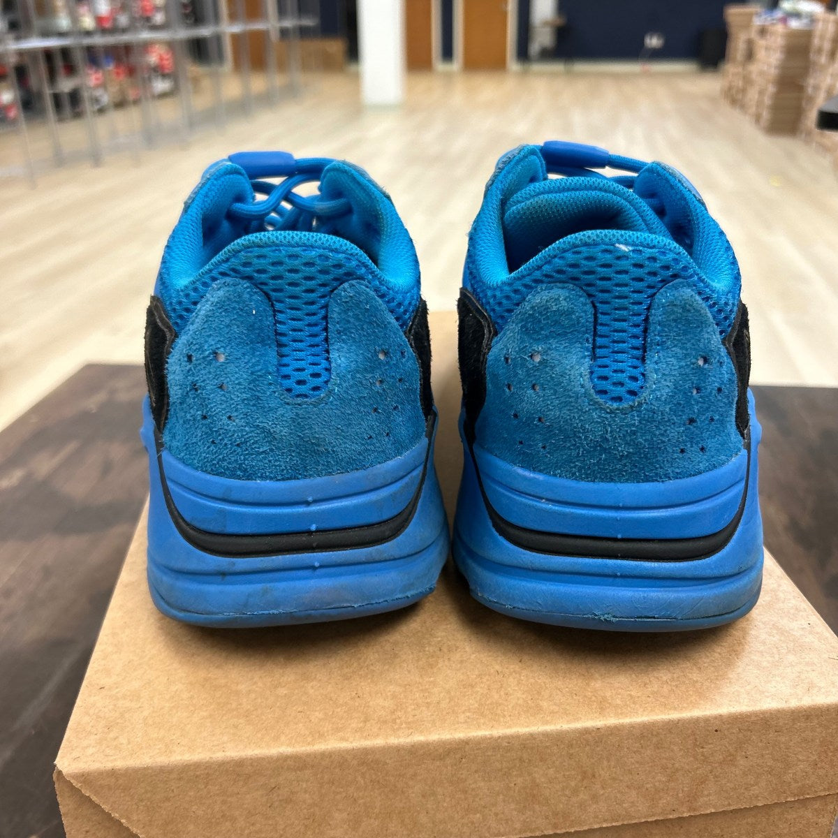 adidas Yeezy Boost 700 Hi-Res Blue Size 11 (Pre-Owned) - Image 4