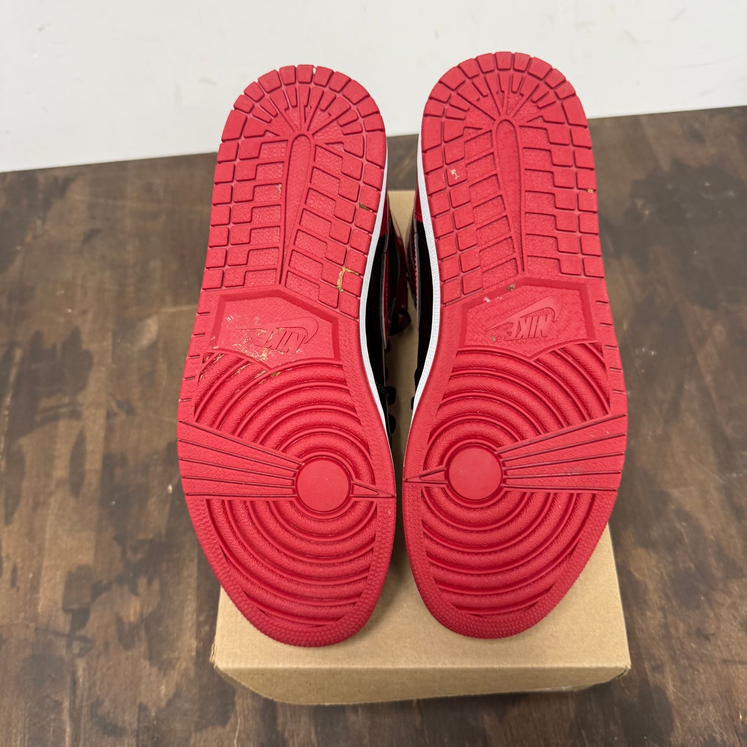 Patent Bred Jordan 1 High (USED,No Box)