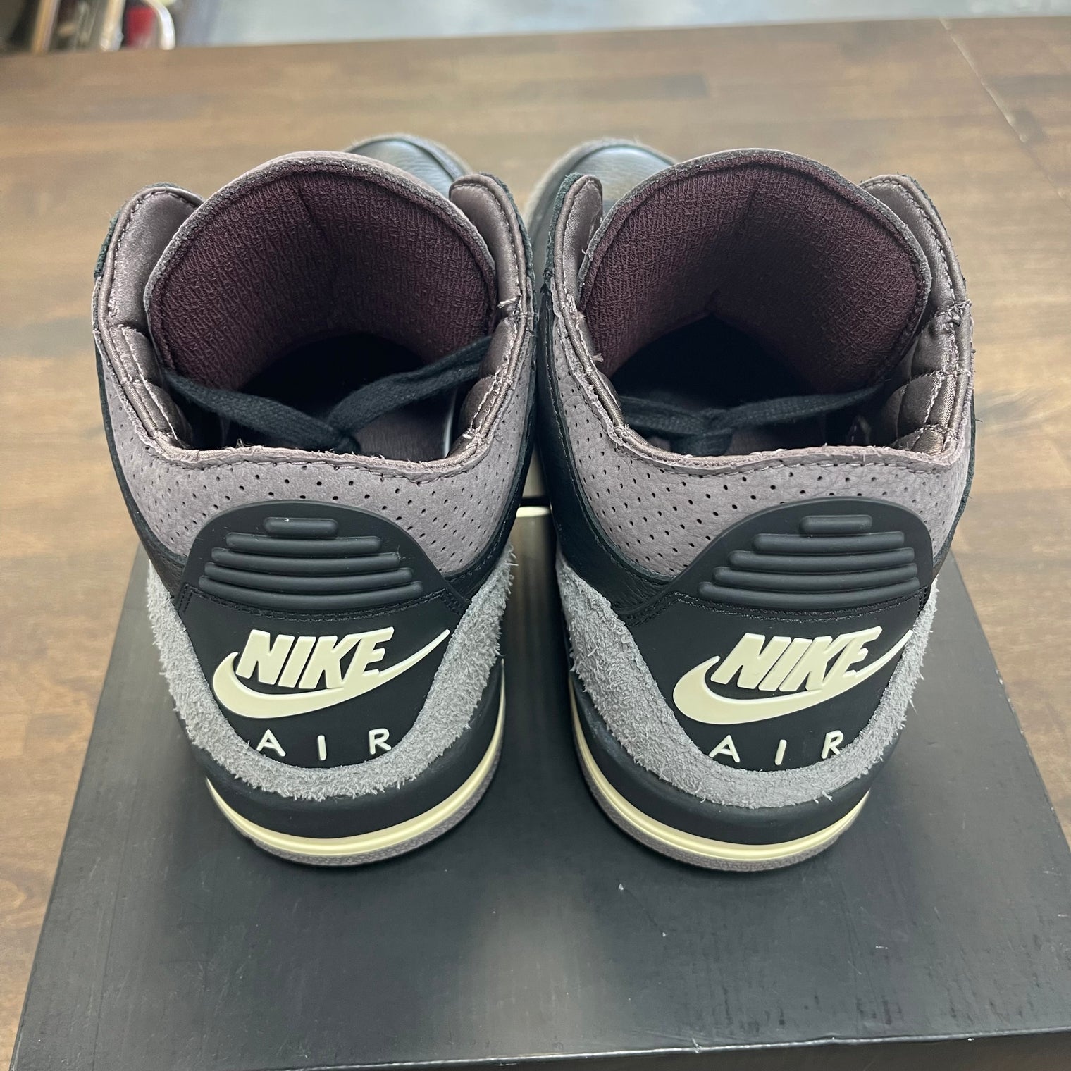 (W) While You Were Sleeping A Ma Maniere Jordan 3 (Used)