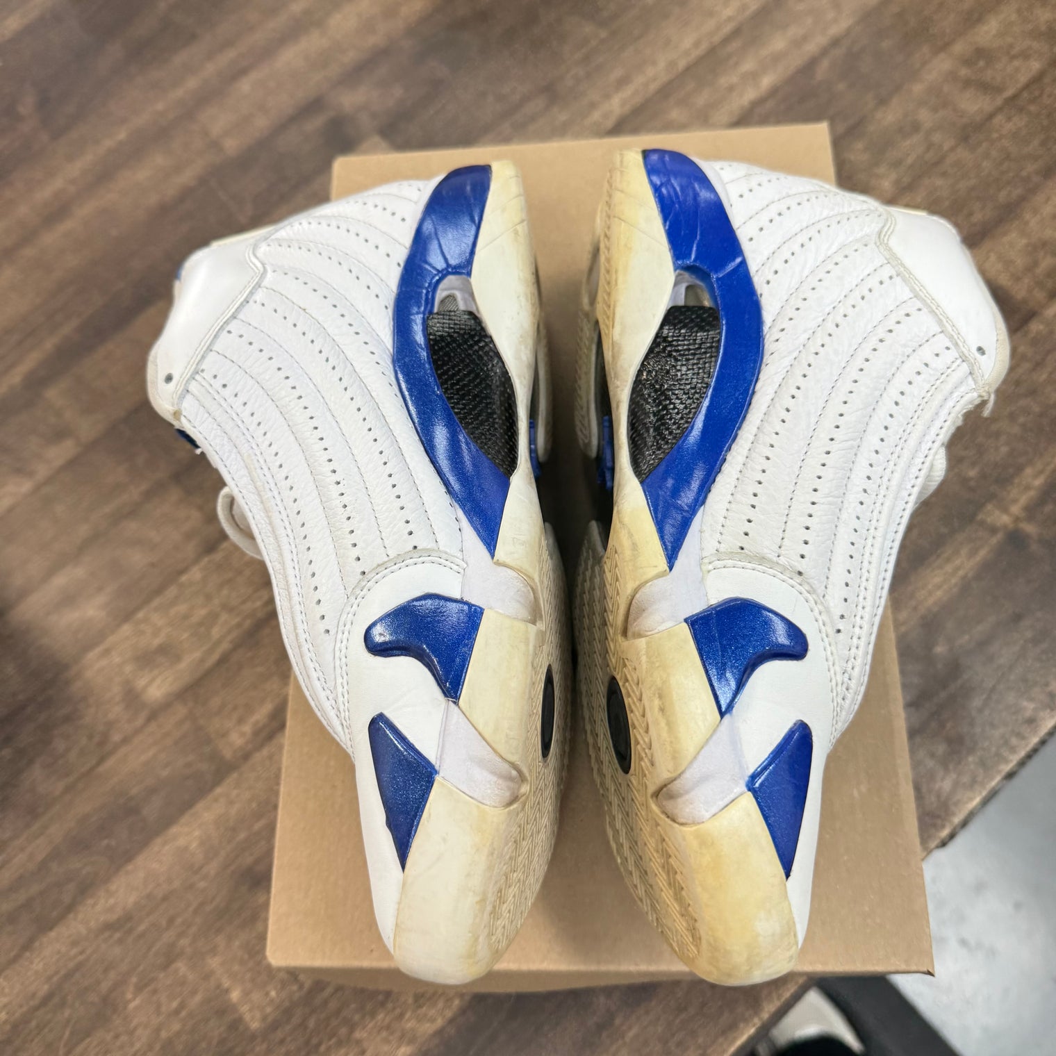 Hyper Royal Jordan 14 (USED,No Box)