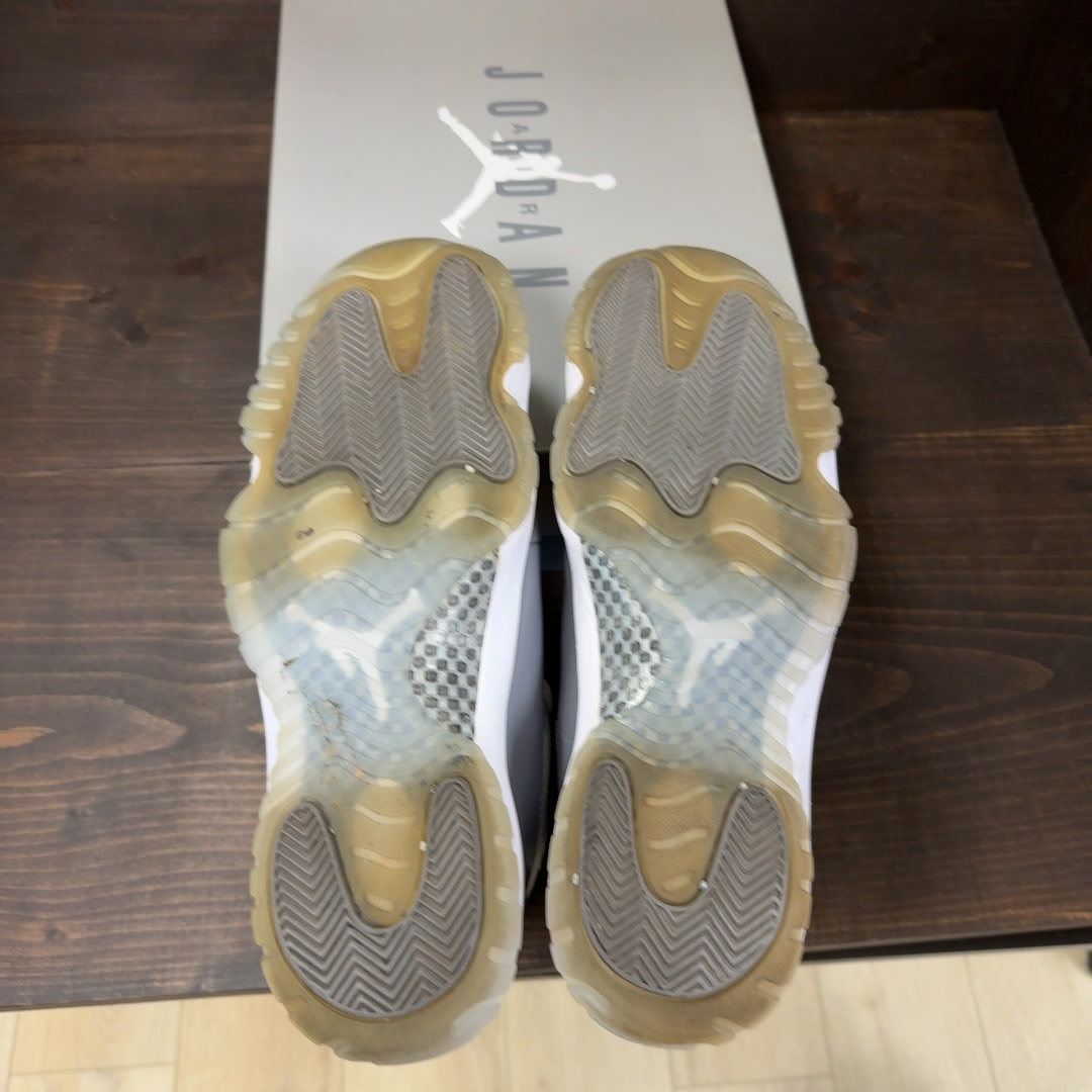 Jordan 11 Retro Cool Grey (2021) Size 11 (Pre-Owned)