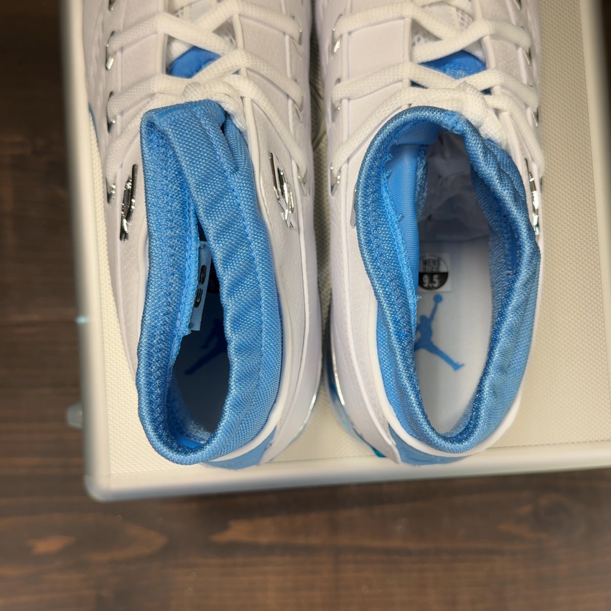 Jordan 17 Retro Low SP University Blue (2024) Size 9.5 - Image 6