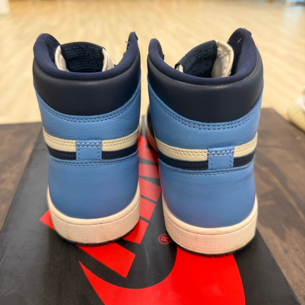 Jordan 1 Retro High Obsidian - Image 3