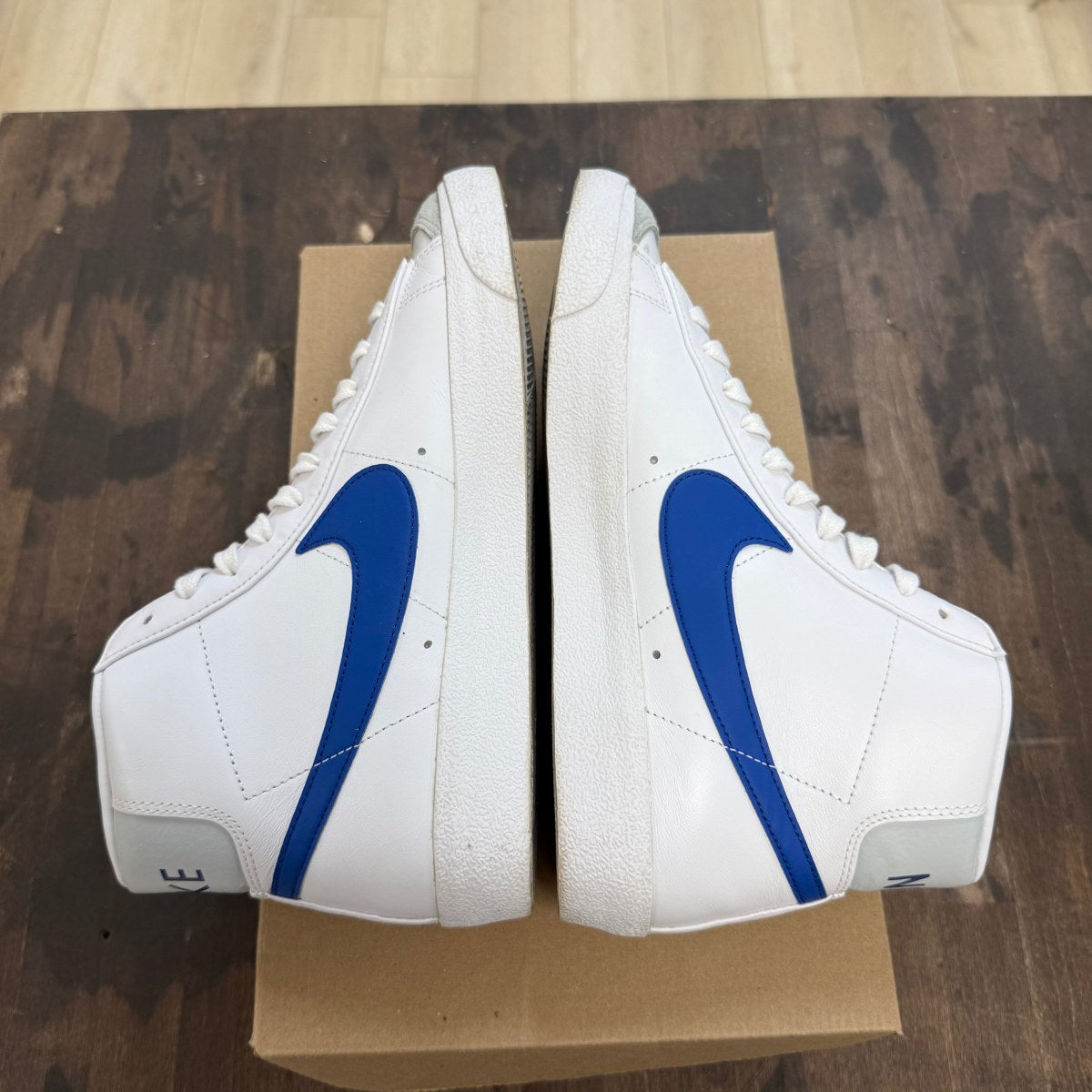 Nike Blazer Mid 77 Vintage White Game Royal Size 9 (Pre-Owned) - Image 4
